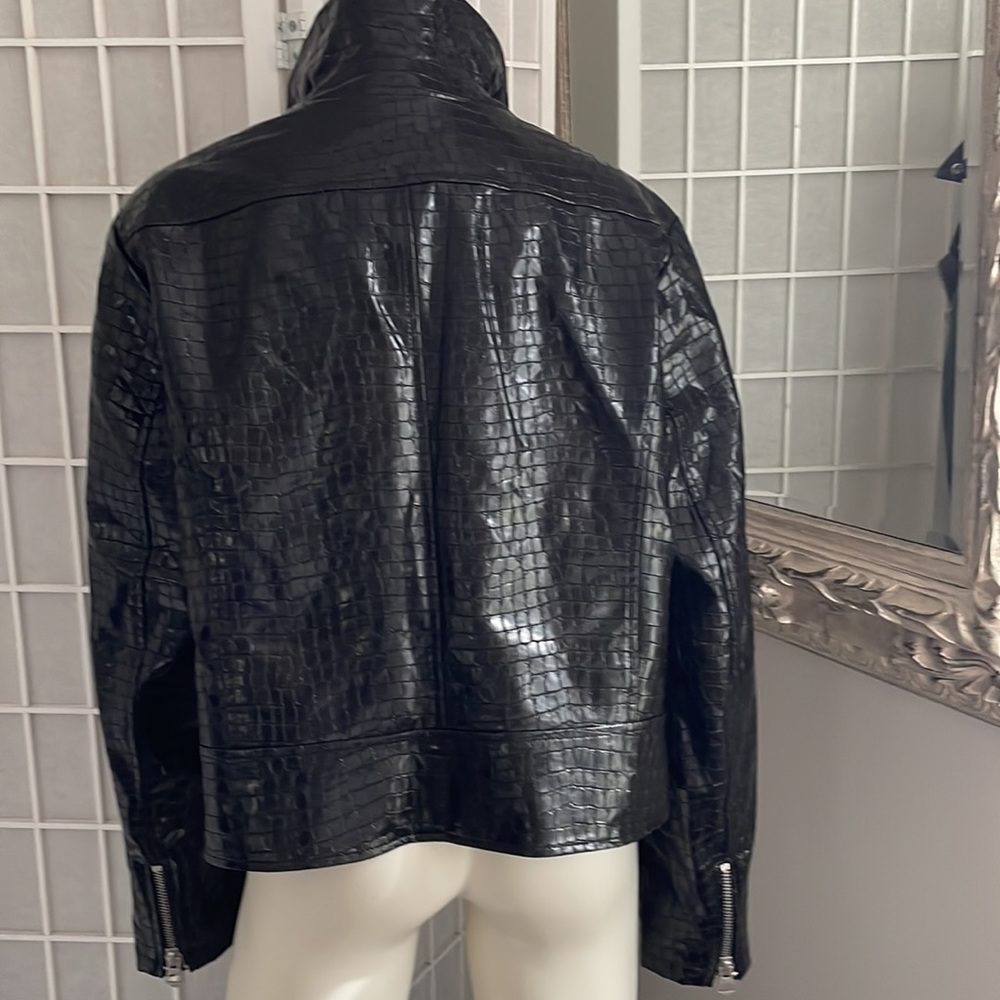 Faux Embossed Leather Cropped Moto Jacket Sz XL - Picture 5 of 6